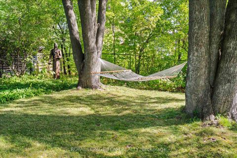 Photo 43 at 1601 Apeldoorn Avenue, Nepean (Carleton Heights), Ottawa