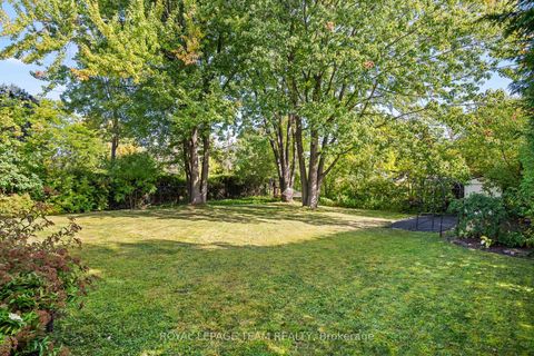 Photo 44 at 1601 Apeldoorn Avenue, Nepean (Carleton Heights), Ottawa