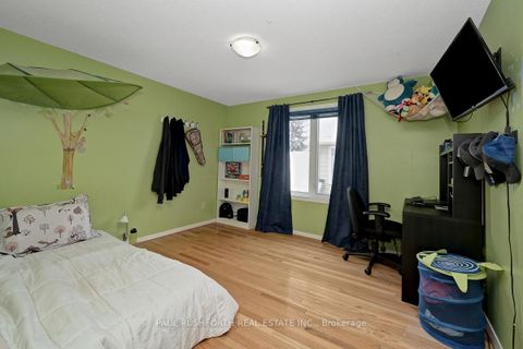 Photo 24 at 6192 Voyageur Drive, Convent Glen, Orleans