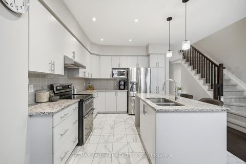 Photo 6 at 137 Wild Calla Way, Mer Bleue/Bradley Estates/Anderson Park, Orleans