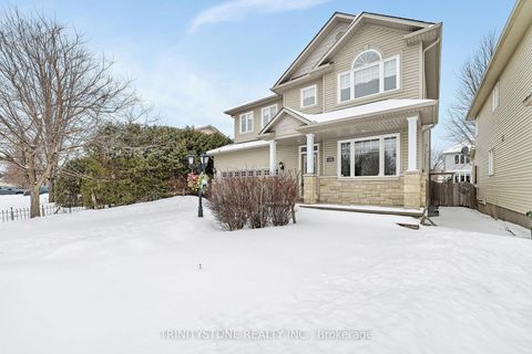 Photo 3 at 145 Arrowwood Drive, Stittsville (South), Stittsville