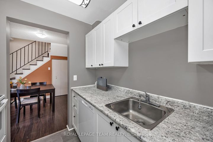 Photo 14 at 23A Woodvale Green, Nepean (Craig Henry/Woodvale), Ottawa