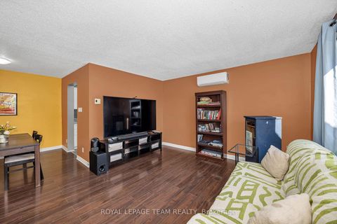 Photo 6 at 23A Woodvale Green, Nepean (Craig Henry/Woodvale), Ottawa