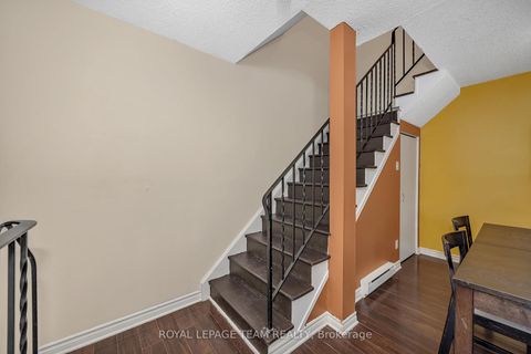 Photo 15 at 23A Woodvale Green, Nepean (Craig Henry/Woodvale), Ottawa