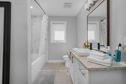 Photo 9 at 102 Sophie Lane, Merrickville