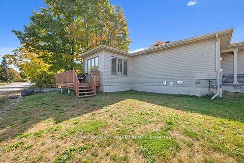 Photo 13 at 102 Sophie Lane, Merrickville