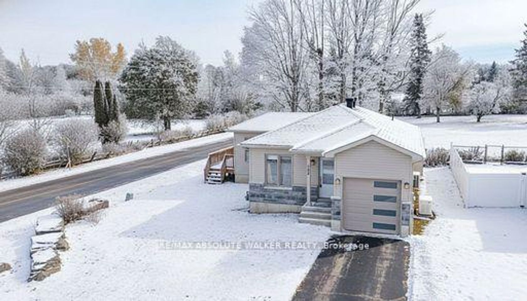 102 Sophie Lane, Merrickville 2