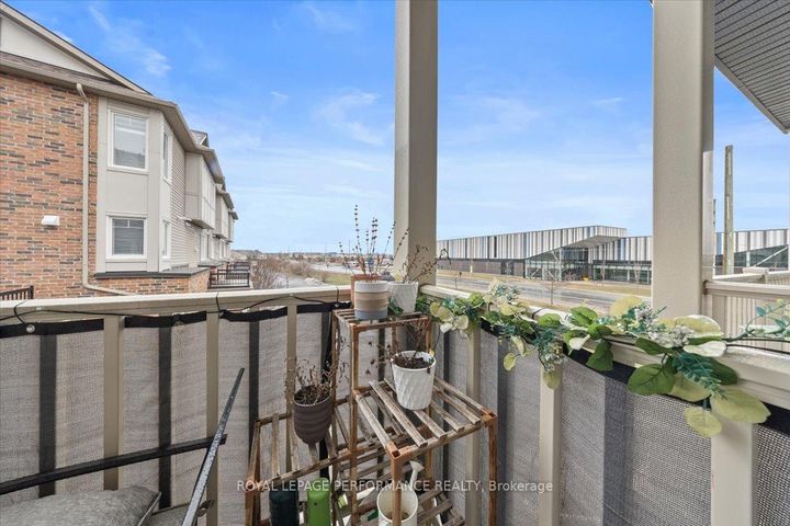 Photo 13 at 232 Shanly Private, Nepean (Stonebridge), Ottawa