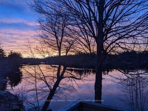 Photo 1 at 14b - 166 O'Brien Lake Lane, Bathurst/Burgess & Sherbrooke (South Sherbrooke) Twp, Tay Valley