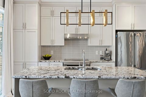 Photo 7 at 76 Palfrey Way, Emerald Meadows/Trailwest, Kanata