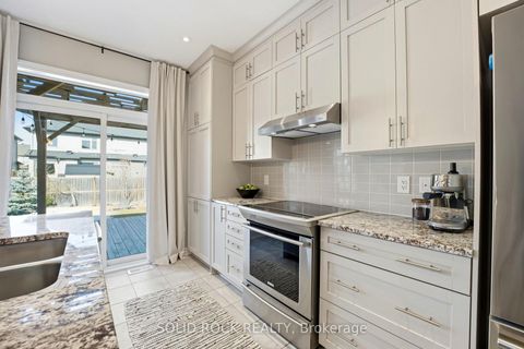 Photo 9 at 76 Palfrey Way, Emerald Meadows/Trailwest, Kanata