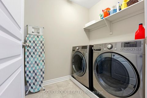 Photo 19 at 76 Palfrey Way, Emerald Meadows/Trailwest, Kanata