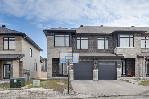 Photo 1 at 840 Clapham Terrace, Stittsville (South), Stittsville