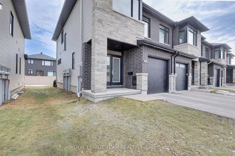 Photo 2 at 840 Clapham Terrace, Stittsville (South), Stittsville