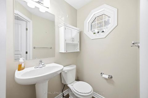 Photo 11 at 511 Voie Du Pin Rouge Way, Mer Bleue/Bradley Estates/Anderson Park, Orleans