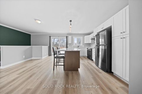 Photo 4 at 125 Norma Street N, Arnprior