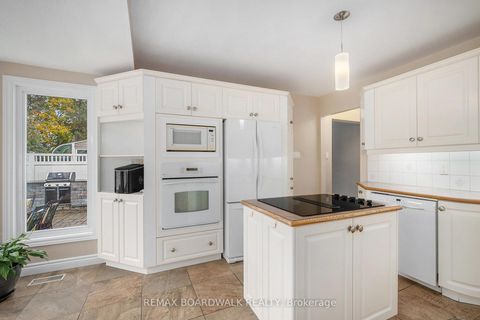 Photo 10 at 1315 Prestone Drive, Bilberry Creek/Queenswood Heights, Orleans