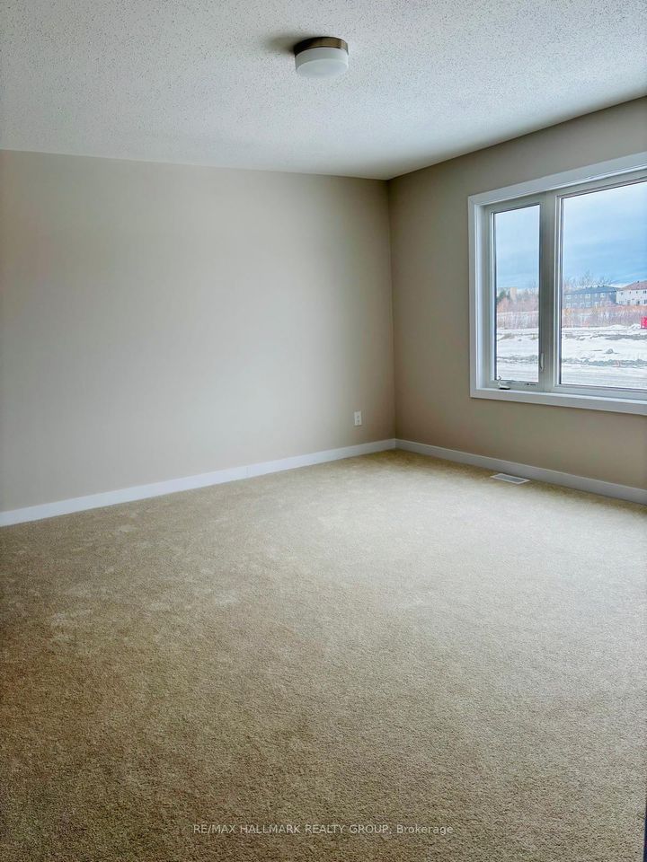 Photo 3 at 170 Conservancy Drive, Nepean (Heritage Park), Ottawa