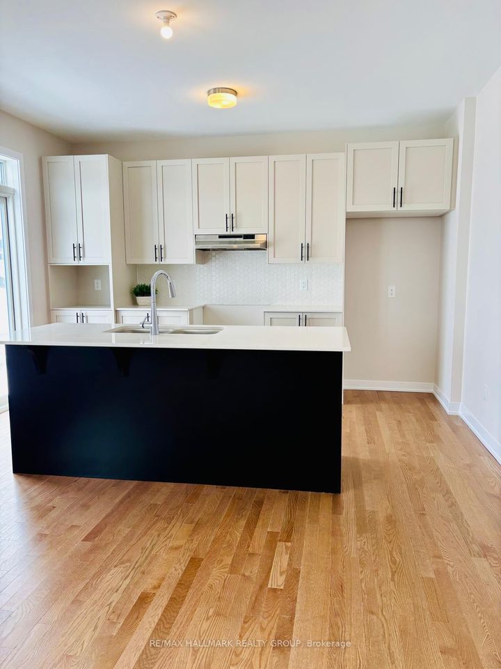 Photo 8 at 170 Conservancy Drive, Nepean (Heritage Park), Ottawa