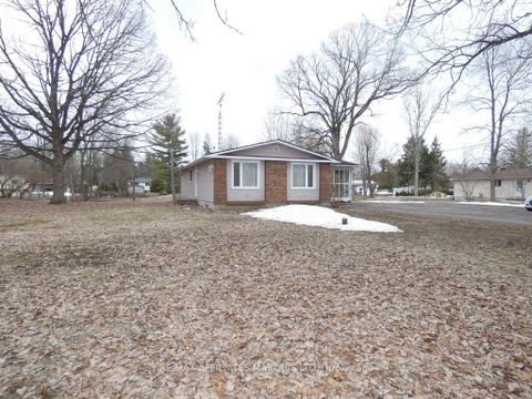 Photo 1 at 9 Sutton Drive, Edwardsburgh/Cardinal Twp, Edwardsburgh/Cardinal