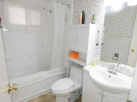 Photo 14 at 9 Sutton Drive, Edwardsburgh/Cardinal Twp, Edwardsburgh/Cardinal