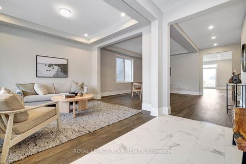 Photo 1 at 1040 Charolais Place, Goulbourn Twp From Franktown Rd/South To Rideau, Stittsville