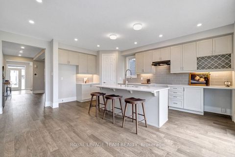 Photo 11 at 1040 Charolais Place, Goulbourn Twp From Franktown Rd/South To Rideau, Stittsville