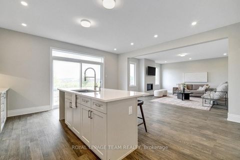 Photo 13 at 1040 Charolais Place, Goulbourn Twp From Franktown Rd/South To Rideau, Stittsville