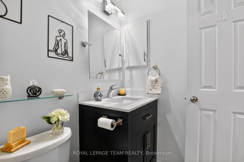 Photo 38 at 20 RIVER OAKS Court, Stittsville (Central), Stittsville