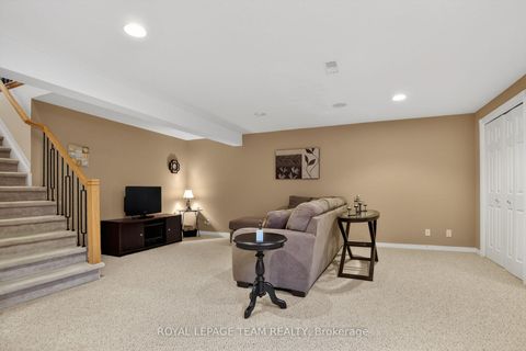 Photo 39 at 20 RIVER OAKS Court, Stittsville (Central), Stittsville
