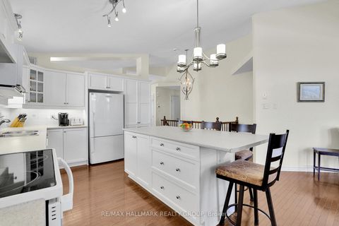 Photo 6 at 165 Granite Court, Emerald Meadows/Trailwest, Kanata