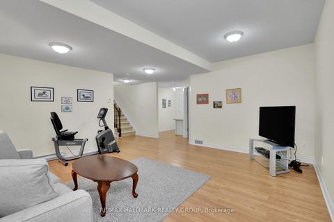 Photo 14 at 165 Granite Court, Emerald Meadows/Trailwest, Kanata