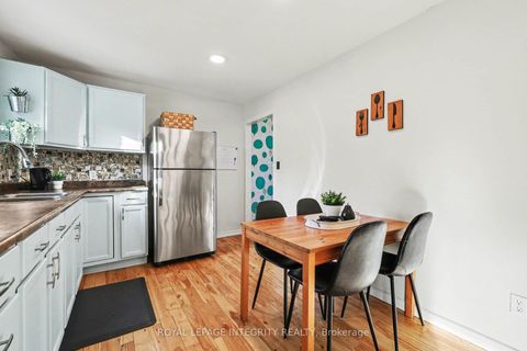 Photo 9 at 35 Robinson Street, Perth