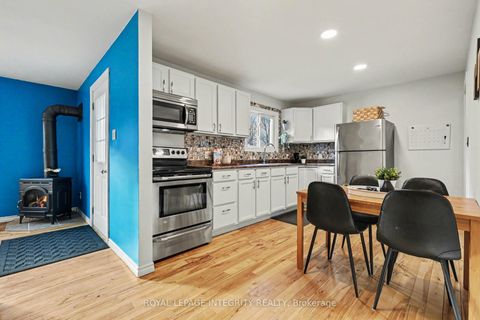 Photo 10 at 35 Robinson Street, Perth