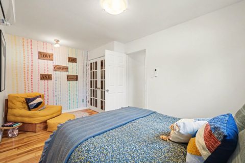 Photo 16 at 35 Robinson Street, Perth