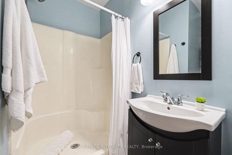 Photo 20 at 35 Robinson Street, Perth