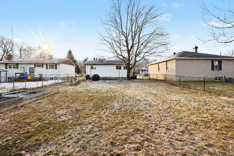 Photo 27 at 35 Robinson Street, Perth