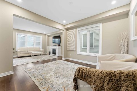 Photo 3 at 1001 Rue Du Manege Street, Stittsville (South), Stittsville