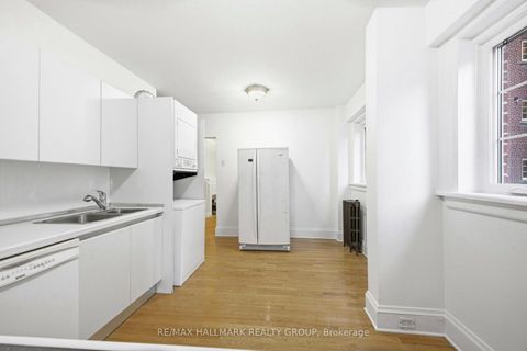 Photo 13 at 1C - 260 Metcalfe Street, Ottawa Centre