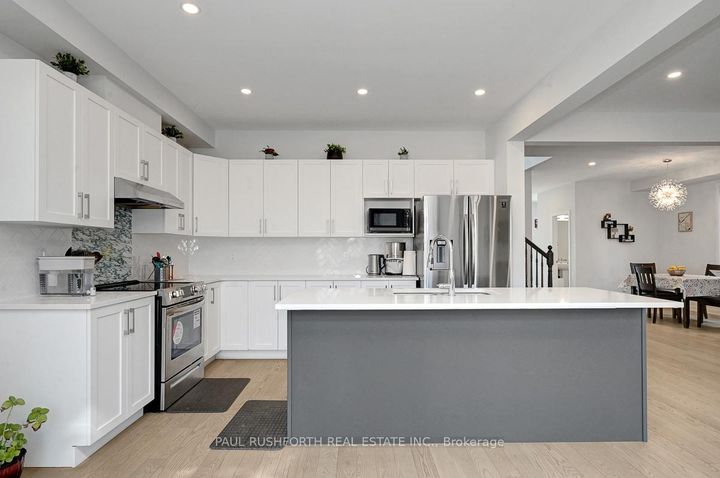 Photo 10 at 630 Hamsa Street, Nepean (Heritage Park), Ottawa