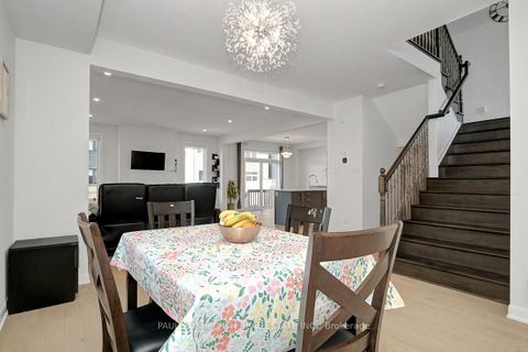 Photo 17 at 630 Hamsa Street, Nepean (Heritage Park), Ottawa