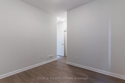 Photo 25 at 333 Elsie Macgill Walk, Morgan's Grant/South March, Kanata