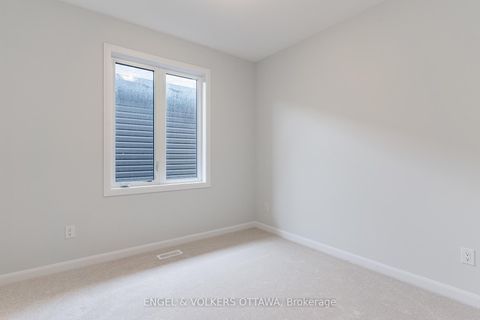 Photo 34 at 333 Elsie Macgill Walk, Morgan's Grant/South March, Kanata