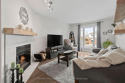 Photo 6 at 36 Cedarock Drive, Bridlewood, Kanata