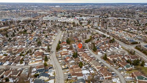 Photo 38 at 36 Cedarock Drive, Bridlewood, Kanata