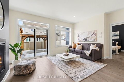 Photo 6 at 565 Bobolink Ridge, Stittsville (South), Stittsville