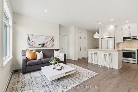 Photo 7 at 565 Bobolink Ridge, Stittsville (South), Stittsville