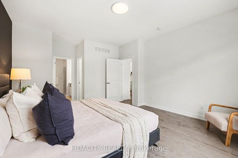 Photo 19 at 565 Bobolink Ridge, Stittsville (South), Stittsville