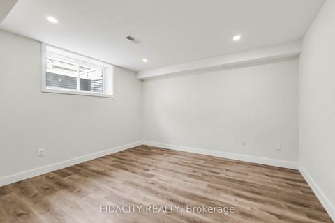 Photo 27 at 565 Bobolink Ridge, Stittsville (South), Stittsville