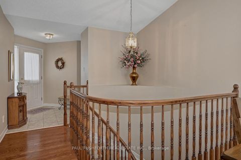 Photo 3 at 47 Peregrine Crescent, Bridlewood, Kanata